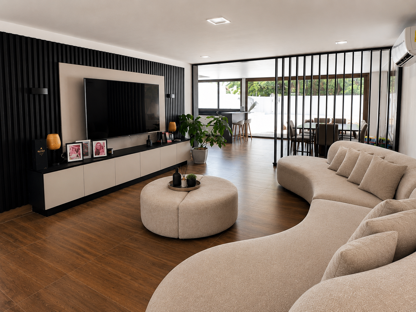 Espinar, Colón — Servicio de limpieza residencial en sala y áreas sociales.